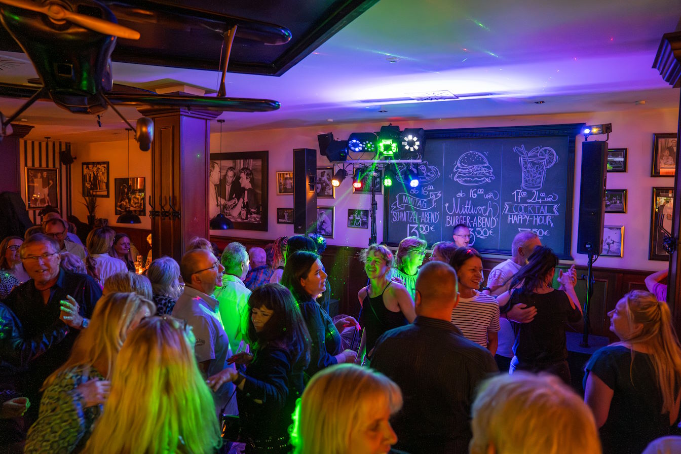 Schlagerparty im Hemingways Lüneburg